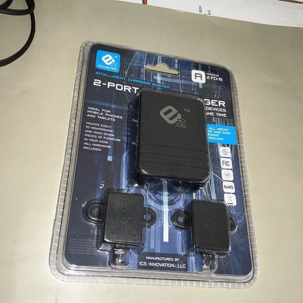 2-port USB Charger‎ E2 Collection